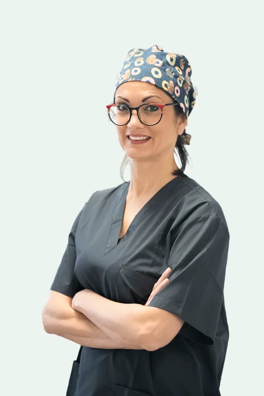 Dott.ssa Erika Schioppa — Odontoiatra, Studi Dentistici Adamanti