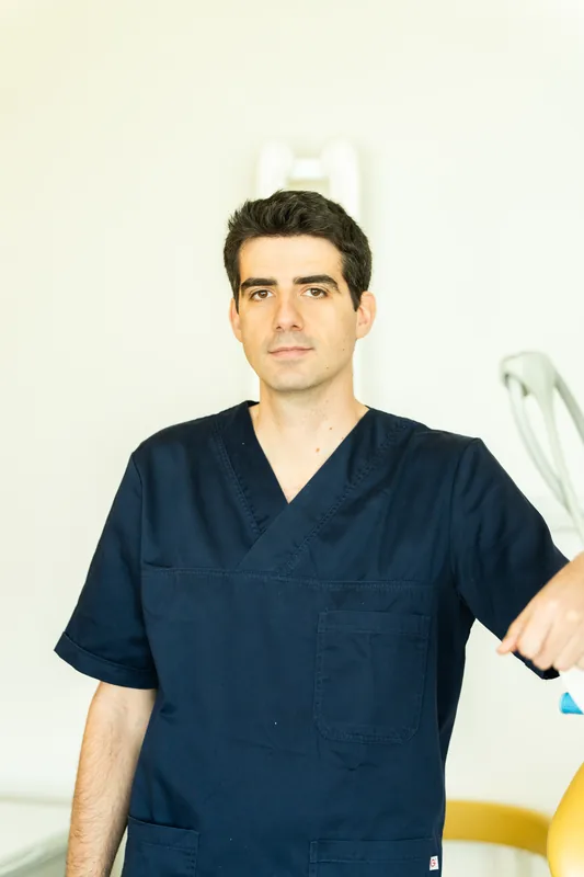 Dott. Francesco Garrubba — Odontoiatra, Studi Dentistici Adamanti Empoli